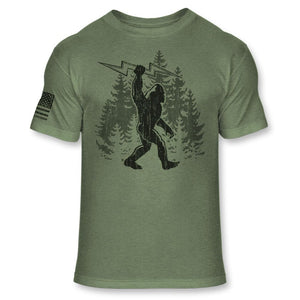 Bigfoot Electrician T-Shirt - Funny Sasquatch Electricians Shirt - Electrical Contractor Soft Blend T - A267 Multicolor