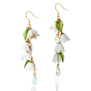 WEWDBY Handmade Lily of the Valley Earrings - Resin Flowers, Water Drop Beads, Lightweight & Hypoallergenic, Gift for Nature Lovers & Special Occasions