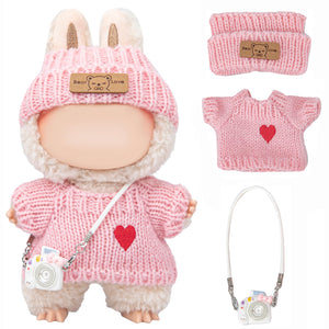 Doll Clothes for Labubu 17cm – 3-Piece Knit Doll Outfit Set (Sweater + Hat + Camera), Machine Washable Soft Yarn, Gift Box, Cute Doll Accessories for Labubu (No Doll)