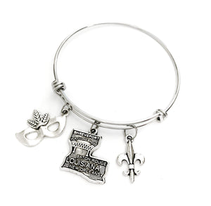 Louisiana Bracelet. Includes State of Louisiana, Mardi Gras mask, and Fleur de Lis Charms. Louisiana gift. New Orleans, Mardi Gras.