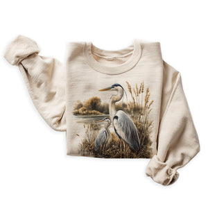 Vintage Great Blue Heron Wilderness Scene Sweatshirt - 90s Vintage Heron Sweatshirt - Scenic Marsh Nature Pullover - Cozy Fall Sweater - Unisex Graphic Crewneck Sweatshirt