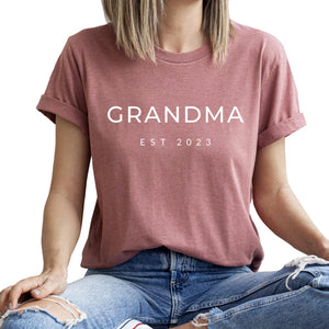 Grandma Est Custom Shirt Funny Cute Graphic Tees Women Letter Print T-Shirt Casual Short Sleeve Tops Heather Mauve